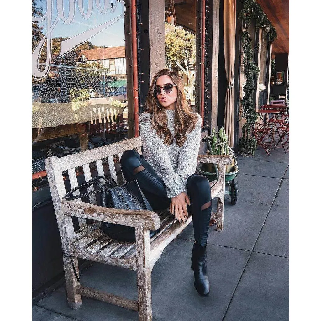 2019 Moto Design Leather-like Varnish Mesh Panels Leggings Hiney Trainer™