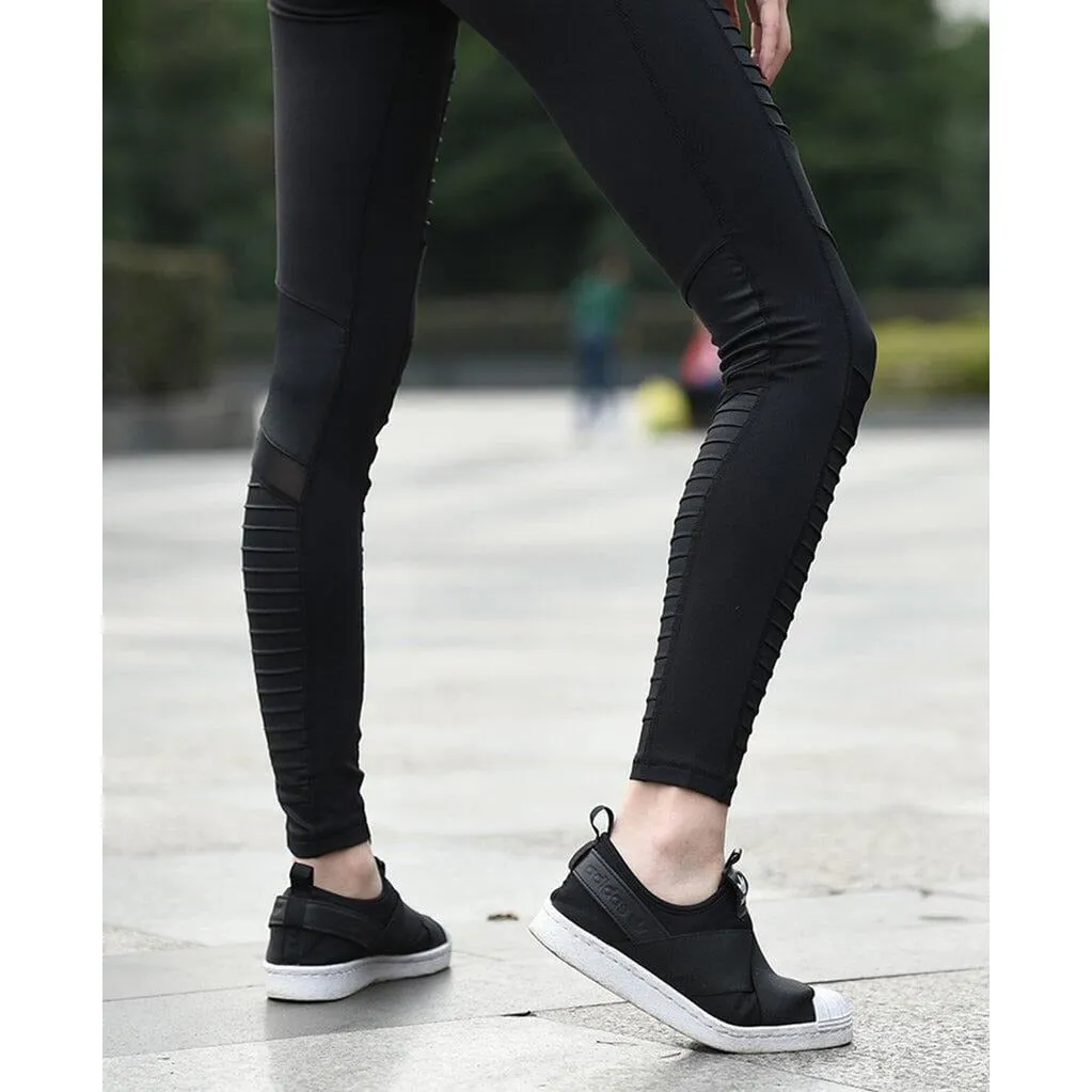 2019 Moto Design Leather-like Varnish Mesh Panels Leggings Hiney Trainer™