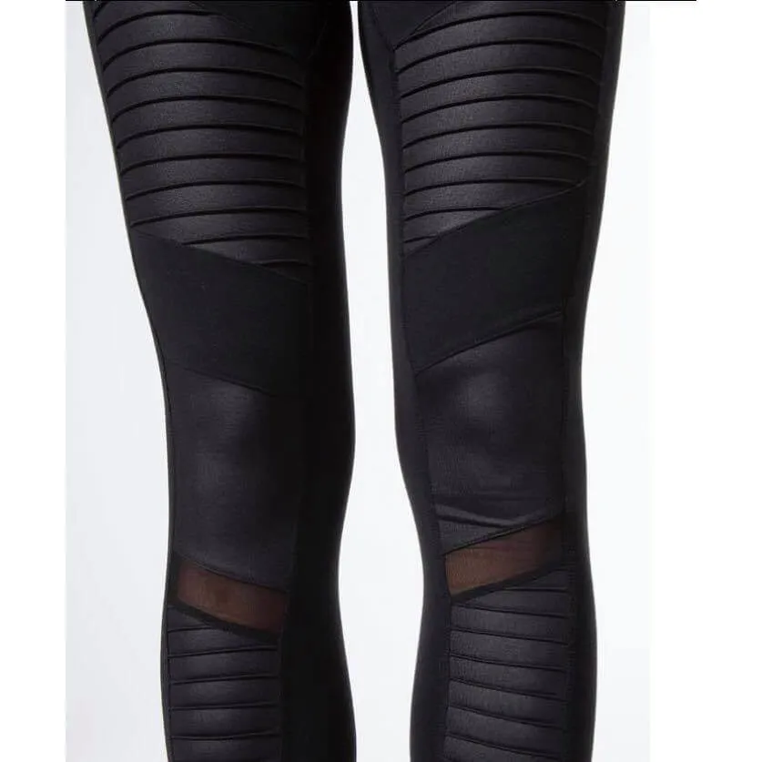2019 Moto Design Leather-like Varnish Mesh Panels Leggings Hiney Trainer™