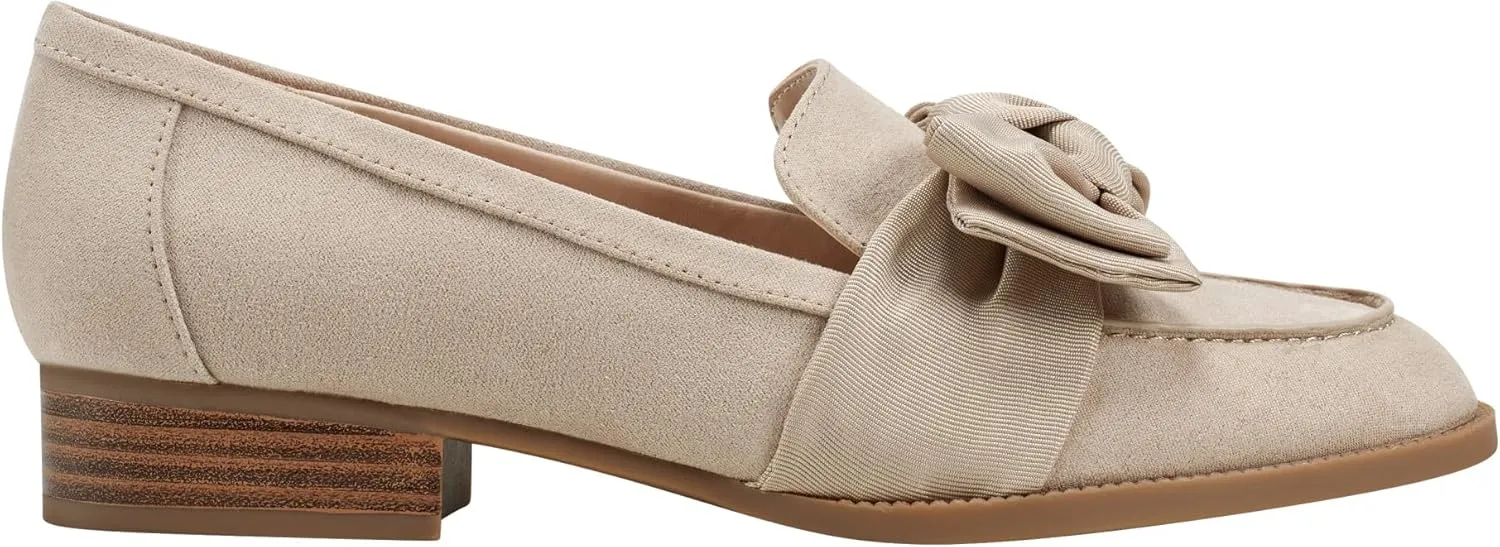 Bandolino Women's Lindio Loafer