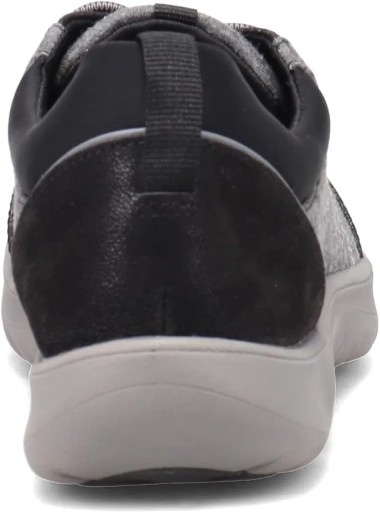 Clarks Women's Adella Holly Sneaker