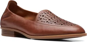 Clarks Women's Sarafyna Iris Dress Loafer