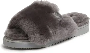 Dearfoams Women's Fireside Cairns Shearling Easy On/Off Slide Sandal Slipper