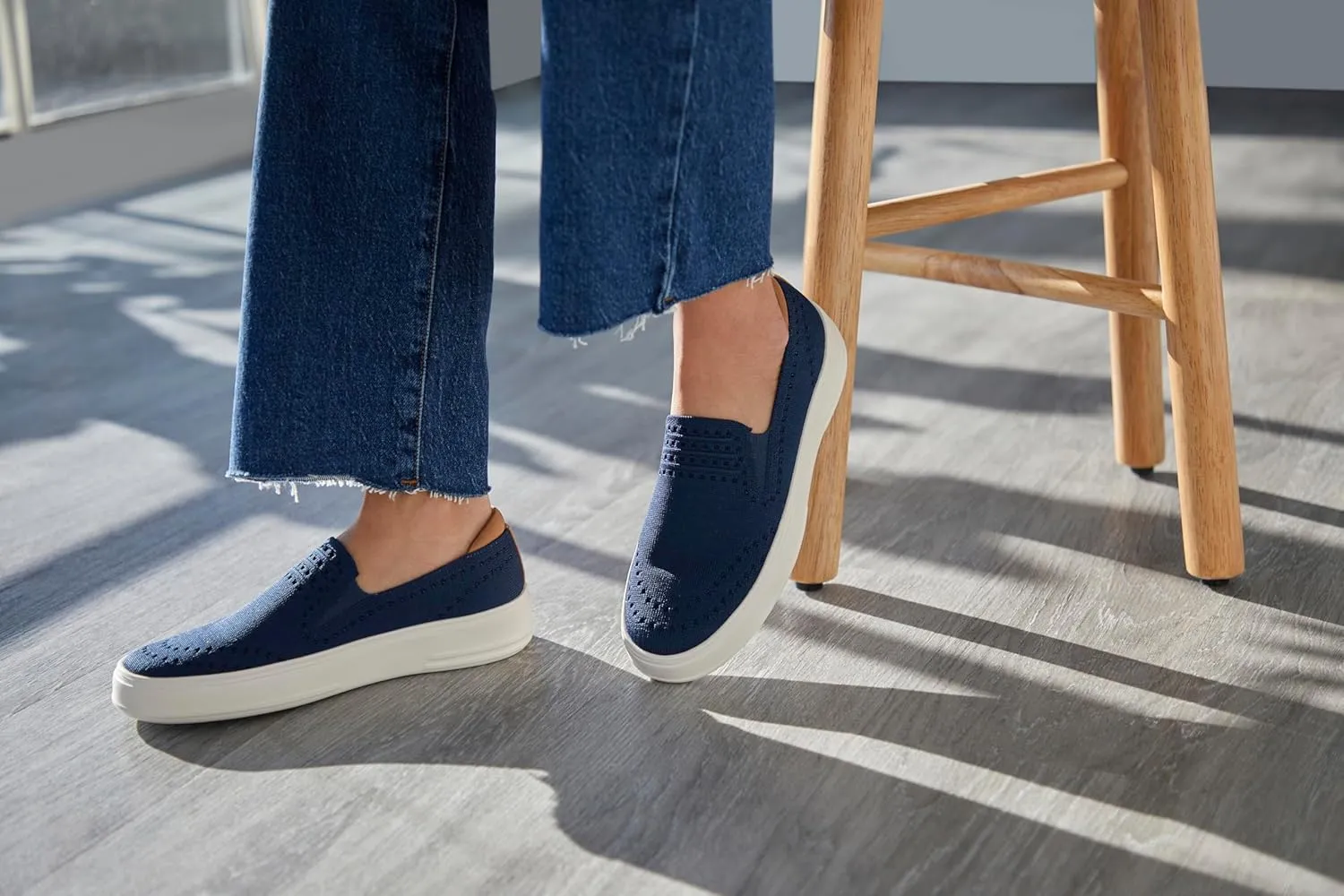 Dearfoams Women's Slip-On Lightweight Comfortable Sophie Loafer