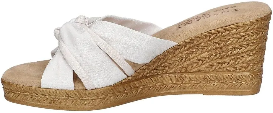 Easy Street Women's Ghita Wedge Sandal