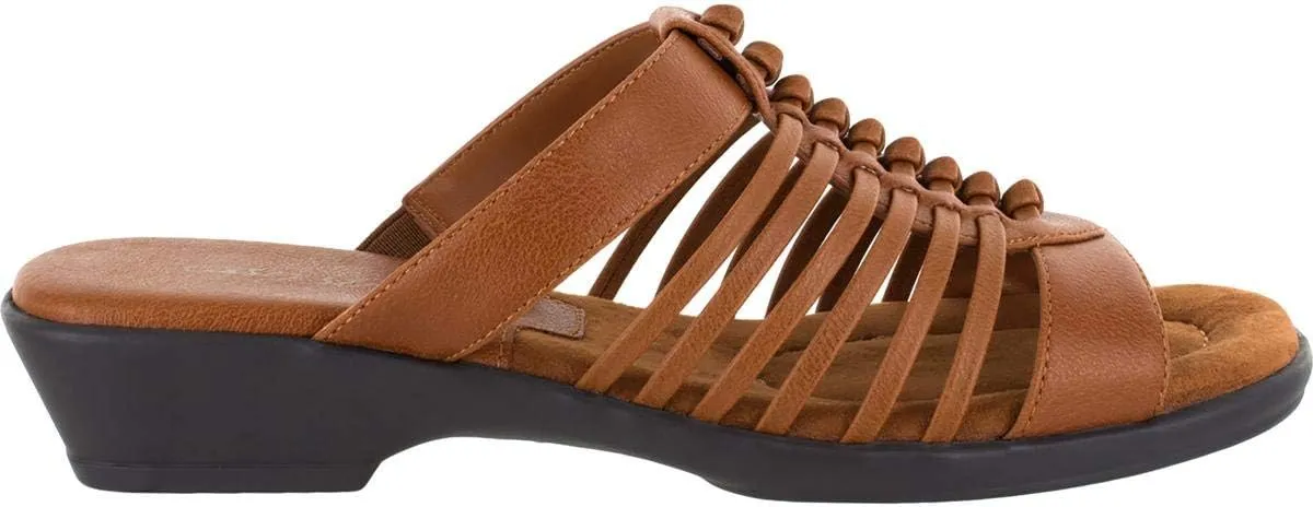 Easy Street Womens Nola Faux Leather Slip On Slide Sandals
