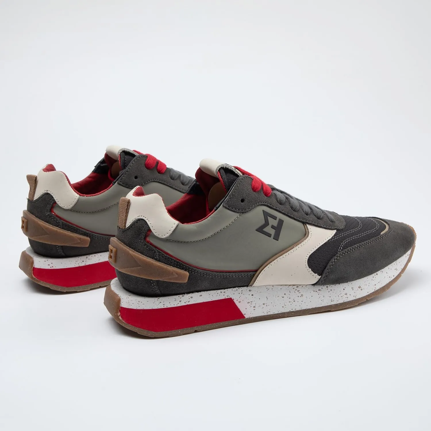 ELHANN.H The SJ Sneakers is a Trainer with a Vintage Vibe, Give it a Unique Style.