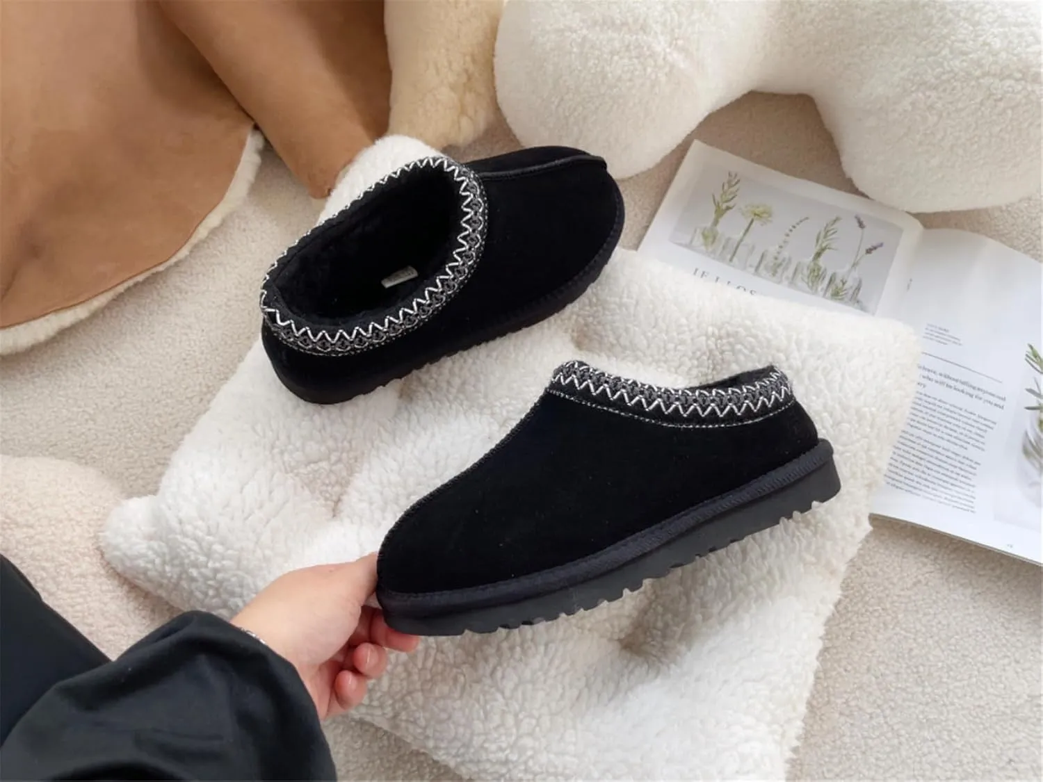 Fashion Winter plush platform Short Ankle boots for kids Fur Fleece Lined slippers girl boy warm Outdoor indoor House anti slip trend Mini boots little kids big kids