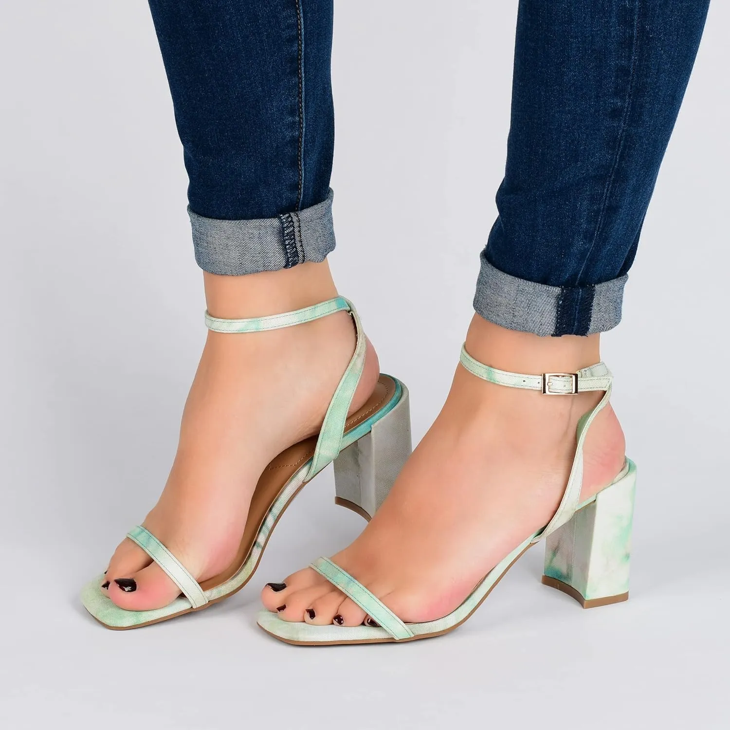 Journee Women's Chasity Sandals