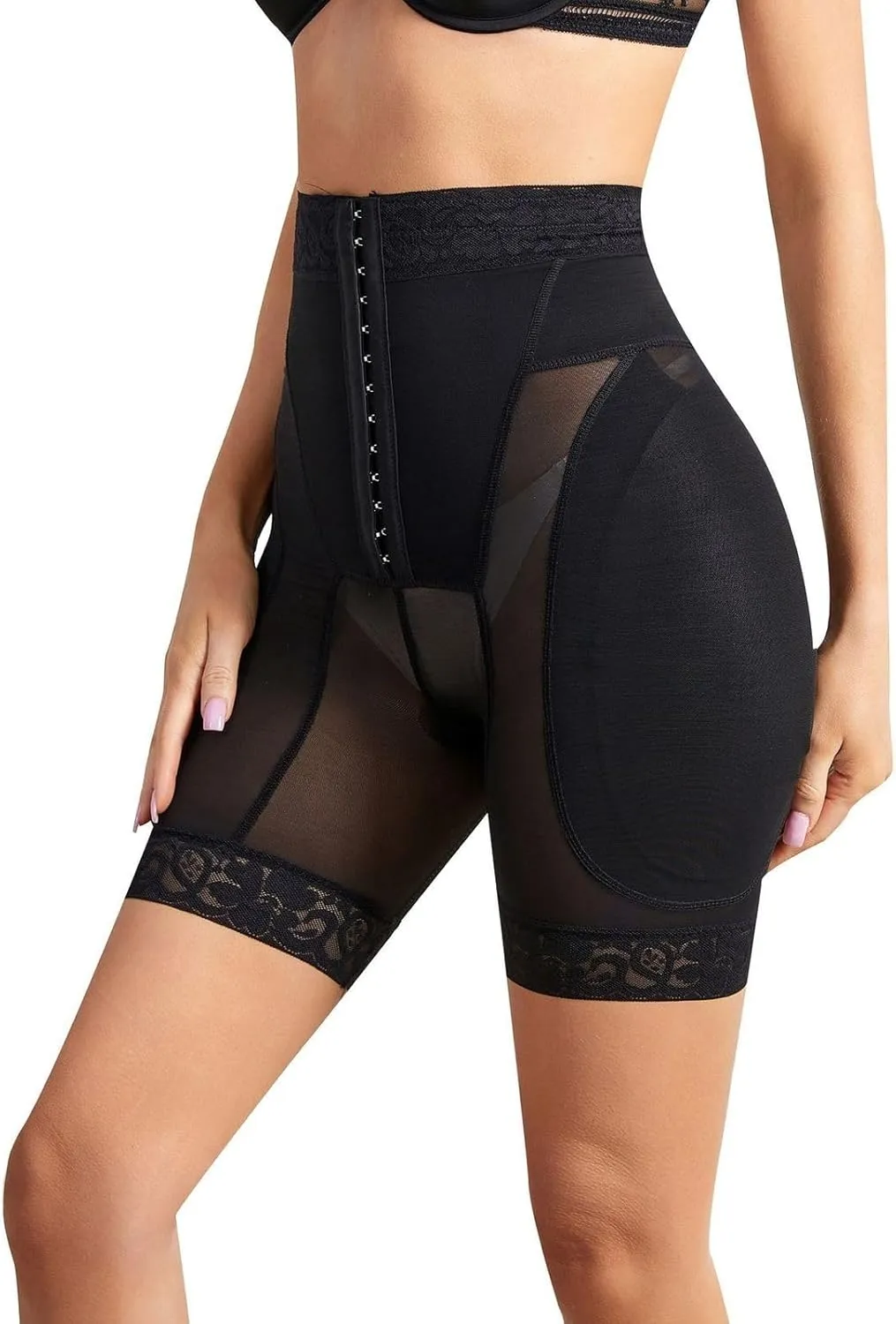 Lu's Chic Women's Padded Shapewear Shorts Firm Body Shaper Trainer Fitted Basic Above Knee Gala Hook Butt Lifter