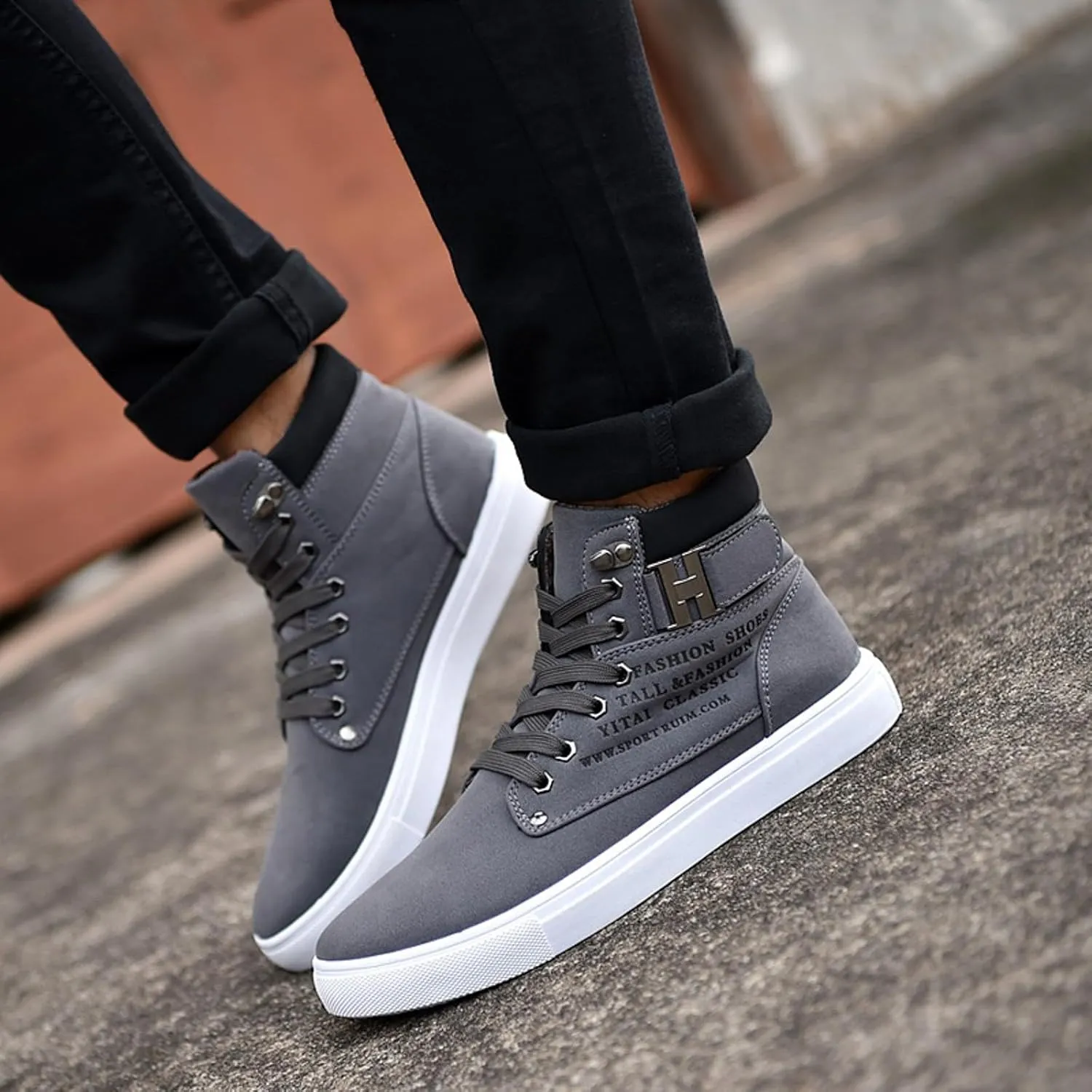 Men's High Top Sneakers Retro Casual Lace Up Sport Shoes Flat Bottom Walking Boots Outdoor Men Ledge Mid Boot