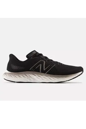 Men's New Balance Fresh Foam XEVOZV3 Wide Width in Black Grey