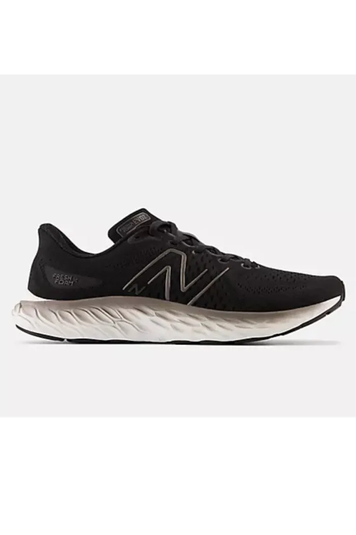 Men's New Balance Fresh Foam XEVOZV3 Wide Width in Black Grey