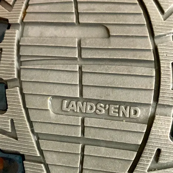 NEW without tag or box kid’s Land Ends snow boot.