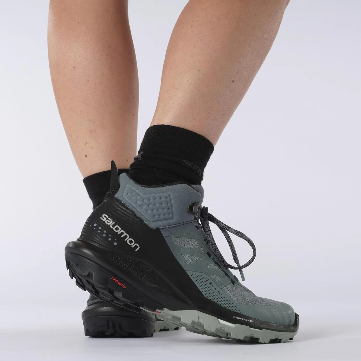 Salomon Women's OUTPULSE Mid Gore-Tex Hiking Boot