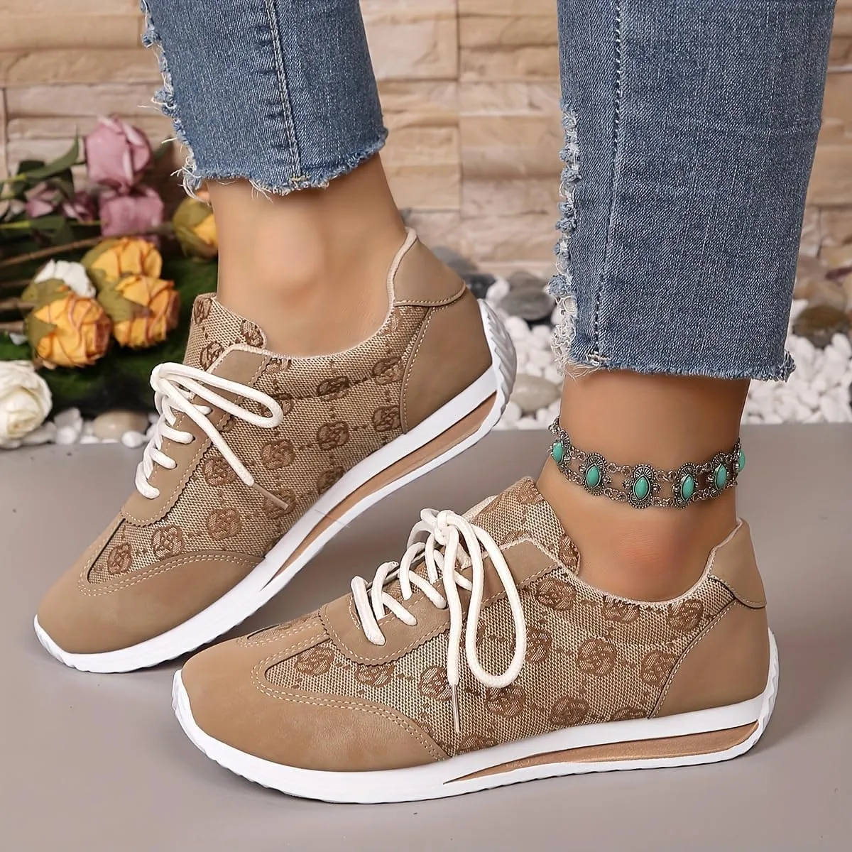 Women's Lace Up Low Top Sneakers,Comfortable and Breathable Walking Running Shoes