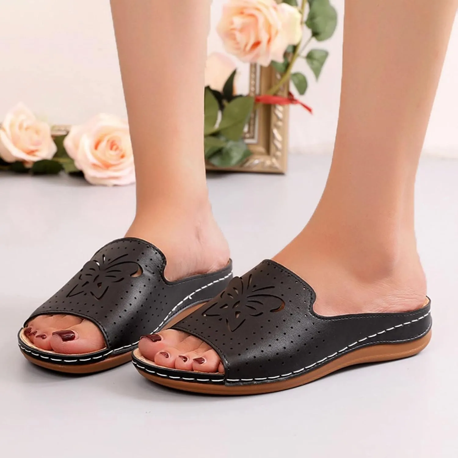 Women's Slide Sandals Ladies Hollow Slippers Summer Sandals Spring And Fashion Roman Flat Women's